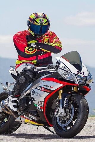 Rider's Roar: The Spiri..