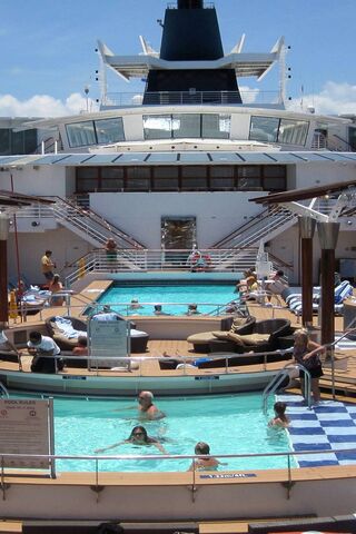 Relaxation at Sea: The Celebrity Summit Experience 🌊🚢