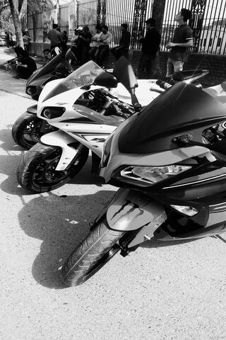 Power on Two Wheels: The Heavy Bikes Showcase 🏍️💨