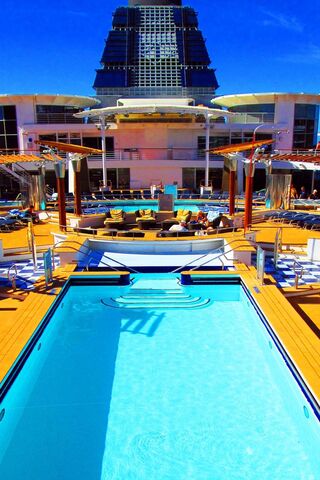 Relaxation Oasis on the Celebrity Summit 🌊☀️