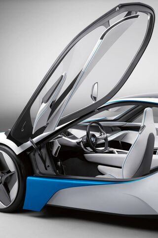 Futuristic Ride: The Cool Car Experience 🚗✨