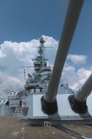 Mighty Waves: The Battleship Experience ⚓️