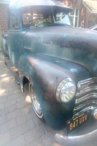 Classic Charm: The Chevy Advance Design Era 🚗✨