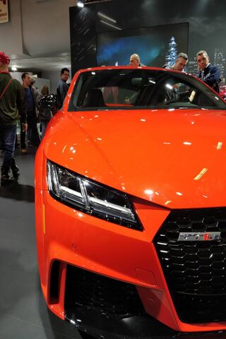 The Bold Audi TT RS: A Sports Car Icon! 🚗🔥