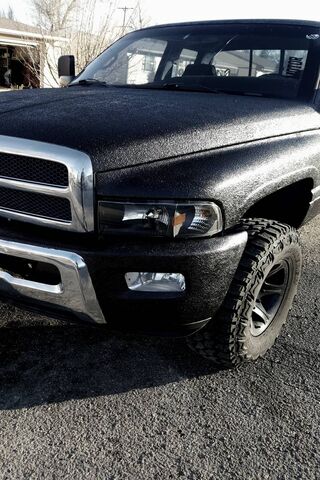 The Rugged Power of the Hurculined Cummins 🚚💪