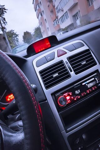 Inside the Peugeot 307: A Driver's Perspective 🚗✨