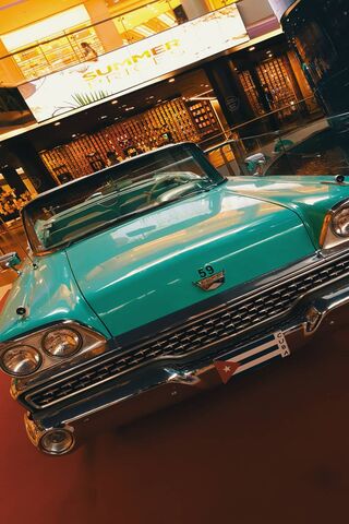 Classic Cuban Charm: The Iconic Cuba Car 🚗🇨🇺