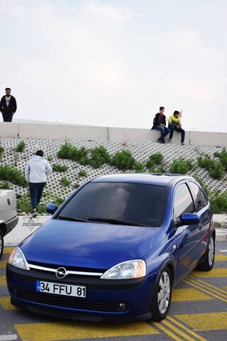 Opel Corsa: The Compact Champion 🚗💨