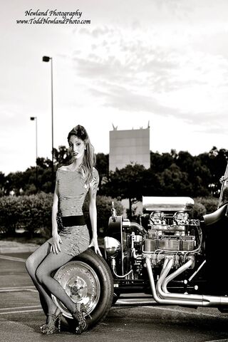 Vintage Vibes: The Glamour of Hot Rods 🚗✨