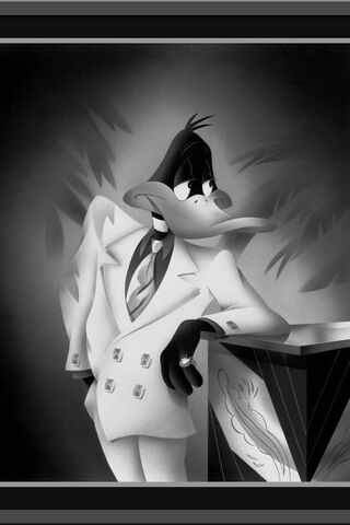 Dapper Daffy: The Stylish Duck 🦆✨