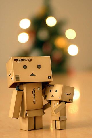 Danbo's Heartwarming Holiday Moment 🎄❤️