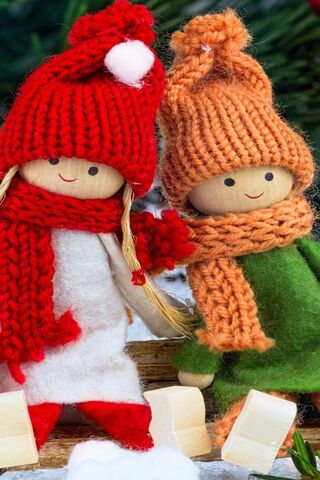 Cozy Companions of Wint..