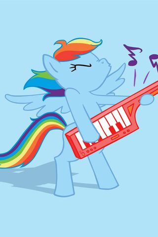 Rainbow Dash Rocks the Stage! 🎤🌈