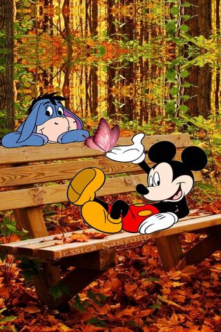 Mickey's Autumn Adventu..