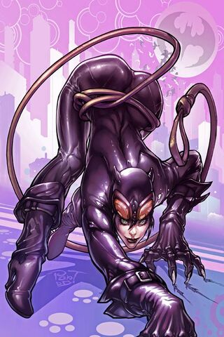 Feline Fury: The Enigmatic Catwoman 🐾🌙