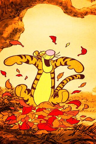 Tigger Fall Leaves