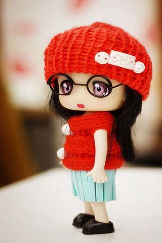 Chic Doll in Trendy Thr..