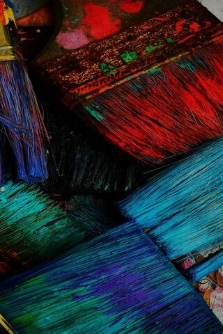 Vibrant Strokes of Crea..