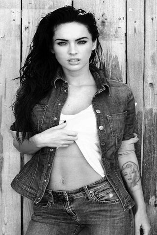 Bold and Beautiful: A Timeless Icon