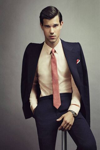 Taylor Lautner
