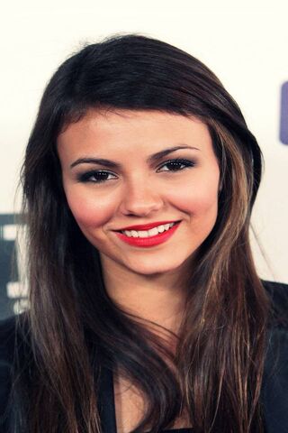 The Charismatic Star: Victoria Justice Shines Bright! ✨