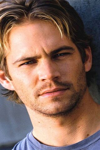 Remembering Paul Walker: A Legacy of Speed and Kindness 🚗💙