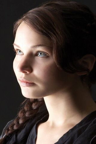 The Rising Star: Jennif..