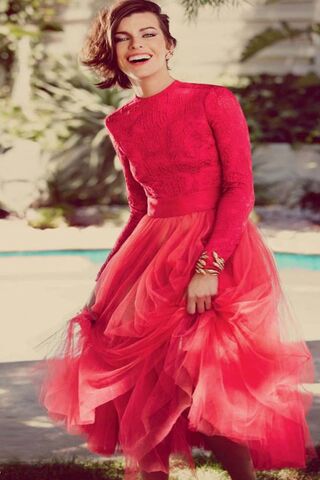 Radiant Elegance: A Fashion Moment