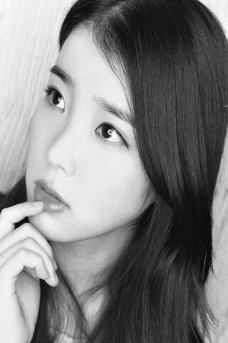 Black and White Iu Wallpaper - Download to your mobile from PHONEKY