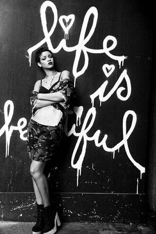 Life is Beautiful: A Moment with Rihanna 🌟