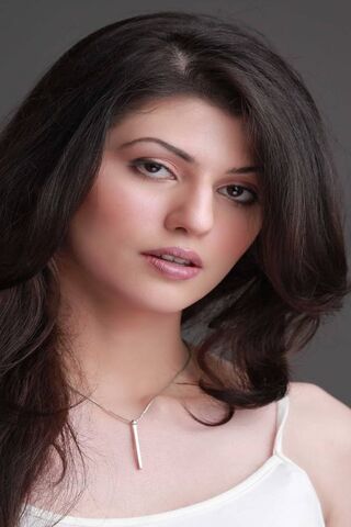 Elegance Personified: The Veet Miss