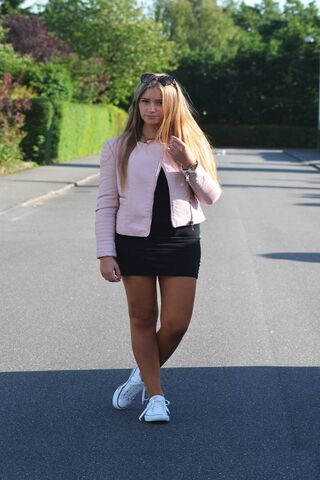 Cecilie Stenfeldt: A Stroll in Style 🌟