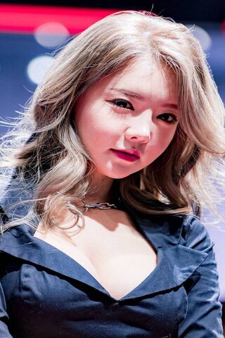 Radiant Elegance: The Allure of Modern Fashion