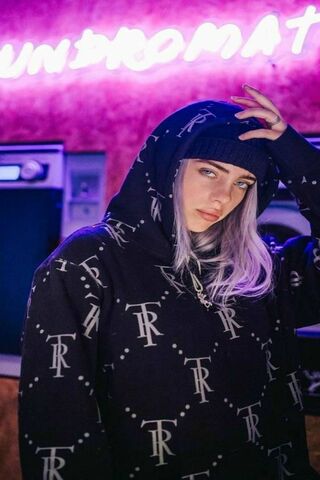Billie Eilish: The Icon..