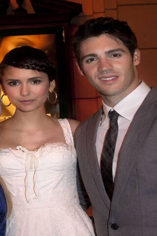 Starry Night: A Glimpse of Glamour