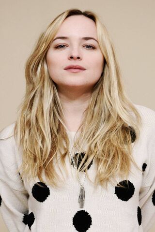 Charming Elegance: Dakota Johnson's Unique Style