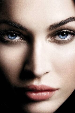 Captivating Beauty: The Allure of Megan Fox