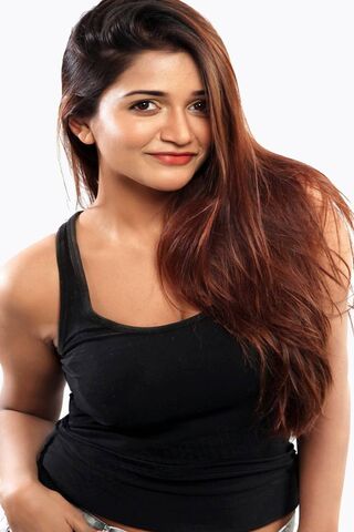 Radiant Charm: Anaika Soti in HD