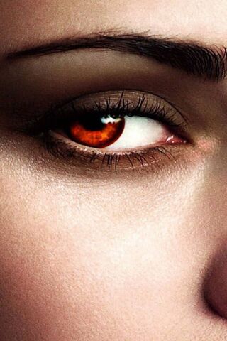 Mystical Gaze: Bella Cullen's Enigmatic Red Eye 🔥👁️