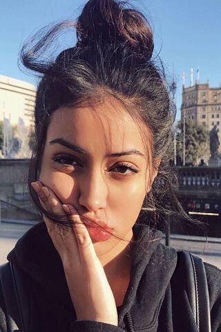 Cindy Kimberly: A Moment of Reflection 🌟