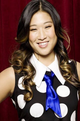 Spotlight on Jenna Ushkowitz: A Star Shining Bright! 🌟