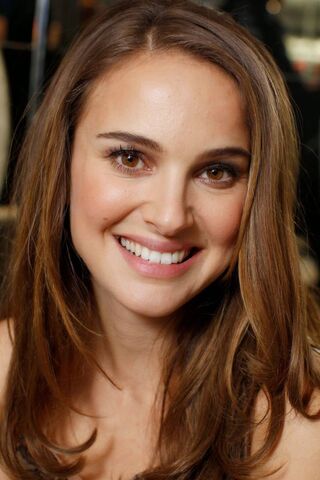 The Radiant Charm of Natalie Portman ✨