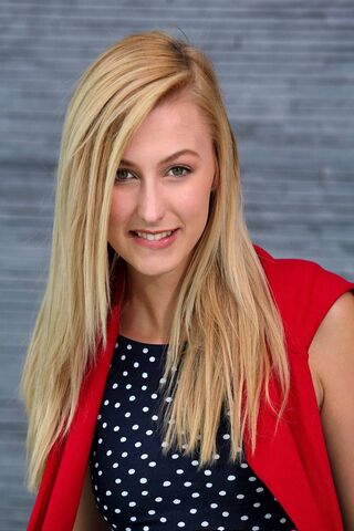 Chic Elegance: The Blonde Model