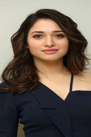Tamanna Bhatia: The Star of Indian Cinema 🌟