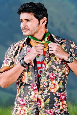 Stylish Vibes: Mahesh Tbreddy's Floral Fashion 🌸✨