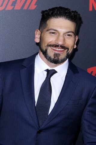 Jon Bernthal: The Charismatic Star of the Screen 🎬✨