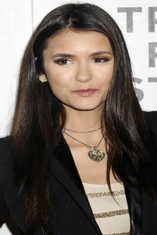 Charming Elegance: A Glimpse of Nina Dobrev