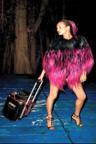 Chic Wanderlust: A Fashion Statement on the Go ✈️✨