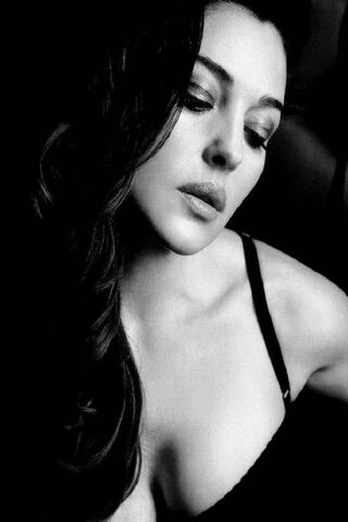 Timeless Elegance: The Allure of Monica Bellucci