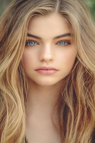 The Allure of Jade Weber: A Captivating Presence